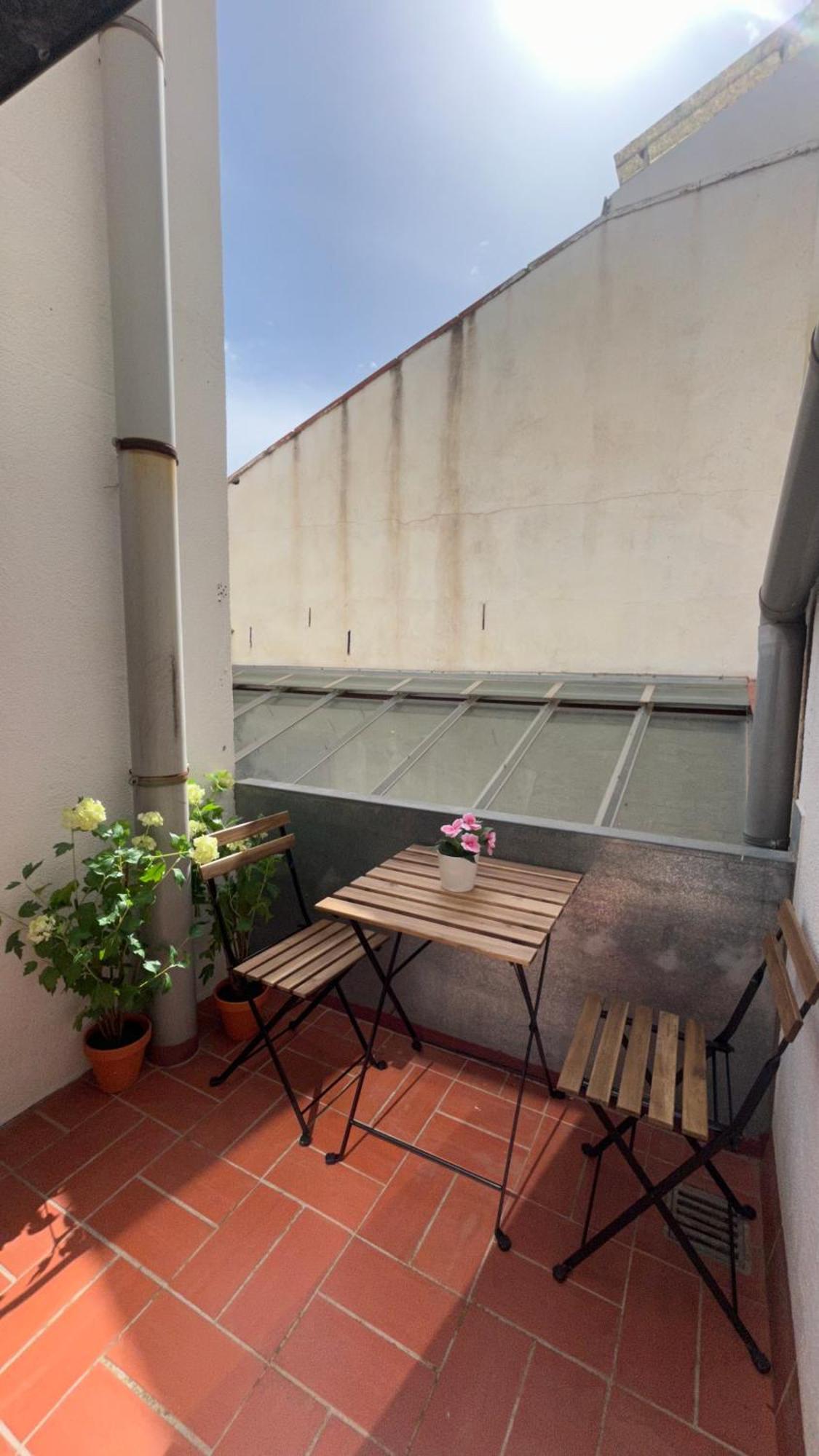Se Centrico Con Terraza Terrassa Exterior foto
